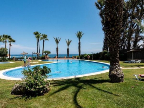 Beachfront Apartment -Don Juan Manilva